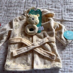 Disney Winnie the Pooh Baby Robe